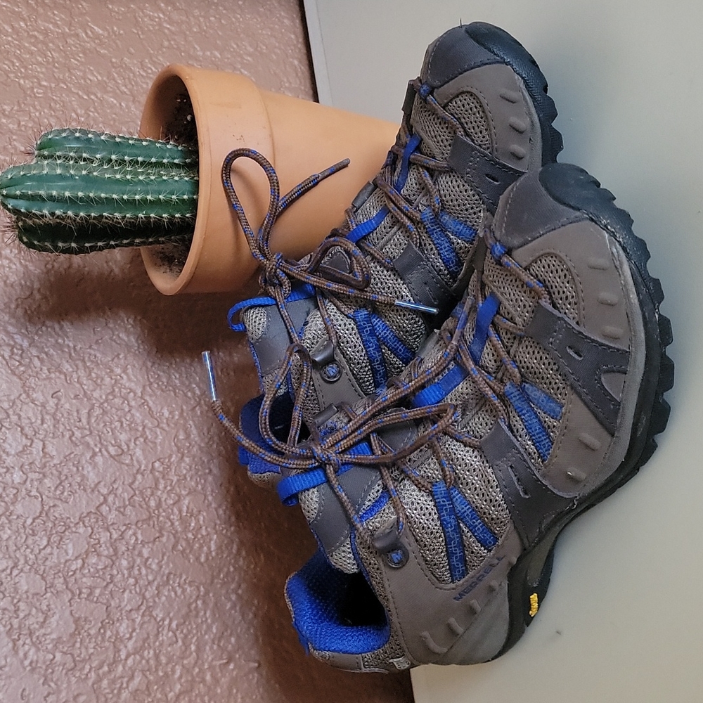 Merrell Women's Low Ankle Hiking Shoe Sz 8